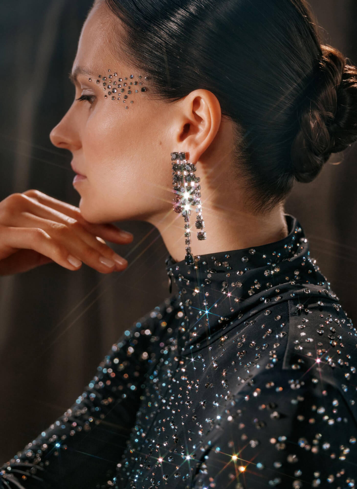 dress and earrings with lilac ash crystals